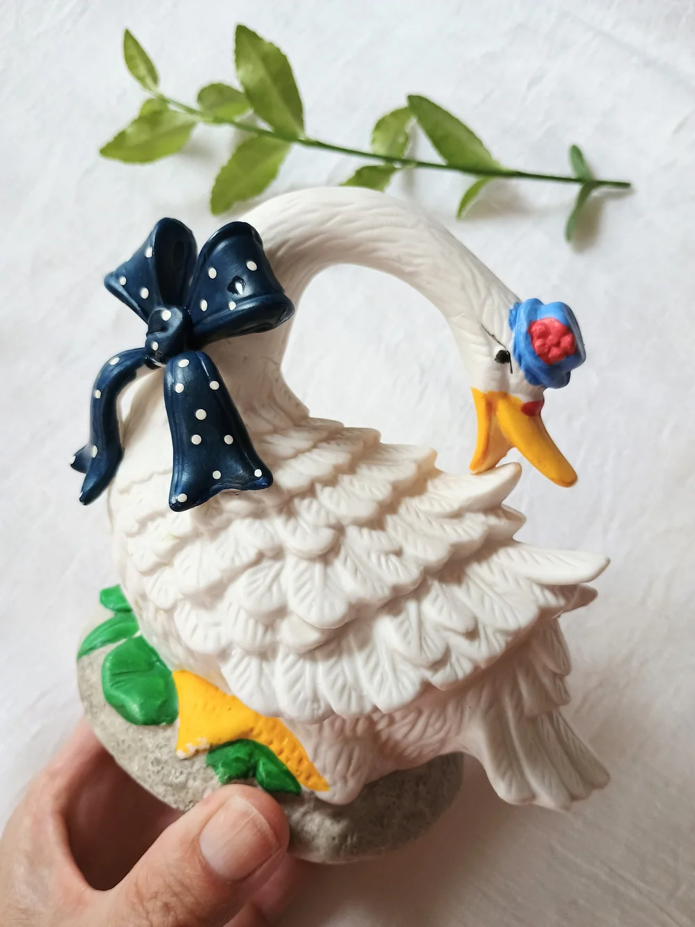 🧦 ECLECTIC GRANDPA 🧦 2 RARE TRu VTG Dapper Core Geese / Swan Ceramic Figurines